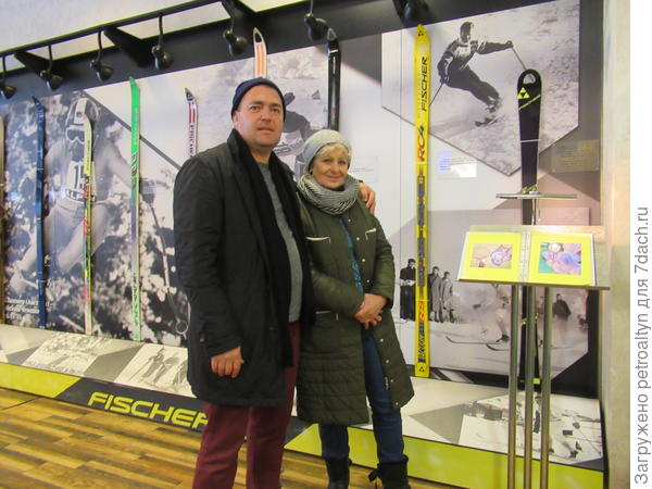 Этой весной, на Красной поляне в отель заселяемся и .... куда же, без фоточек)