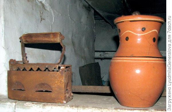 Отпескоструить бы утюжок и в кухне место достойное найти.