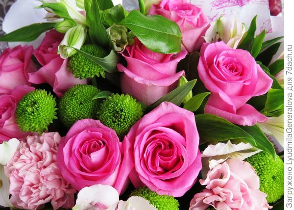 И эти для тебя цветы.