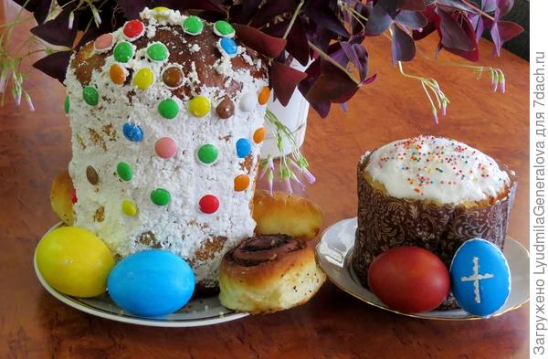 Вот такое украшение кулича