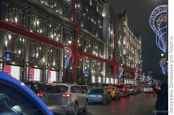 ЦУМ, улица Петровка