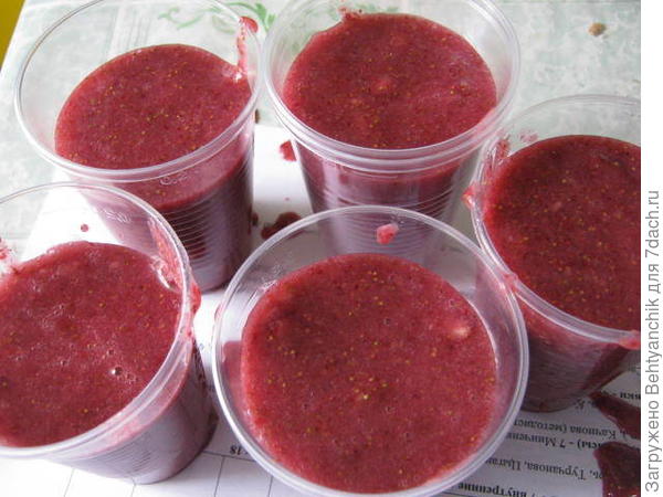 Вот этой сладостью поливаем овсяную  кашу-пальчики оближешь