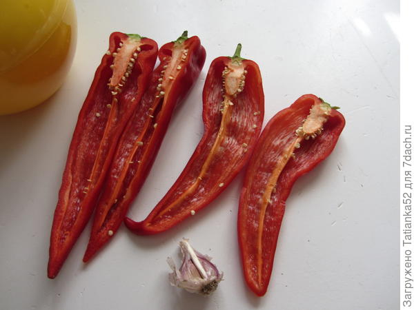 А это на разрезе. Семян немного.