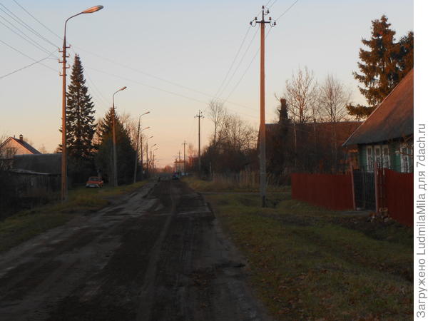 Типично деревенская улица.
