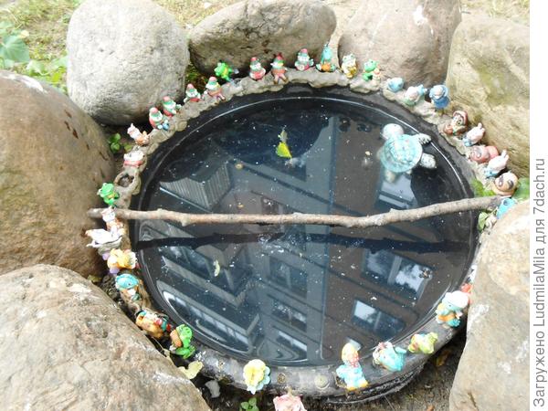 Домик в колодце.