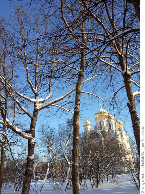 Храм в солнечных лучах