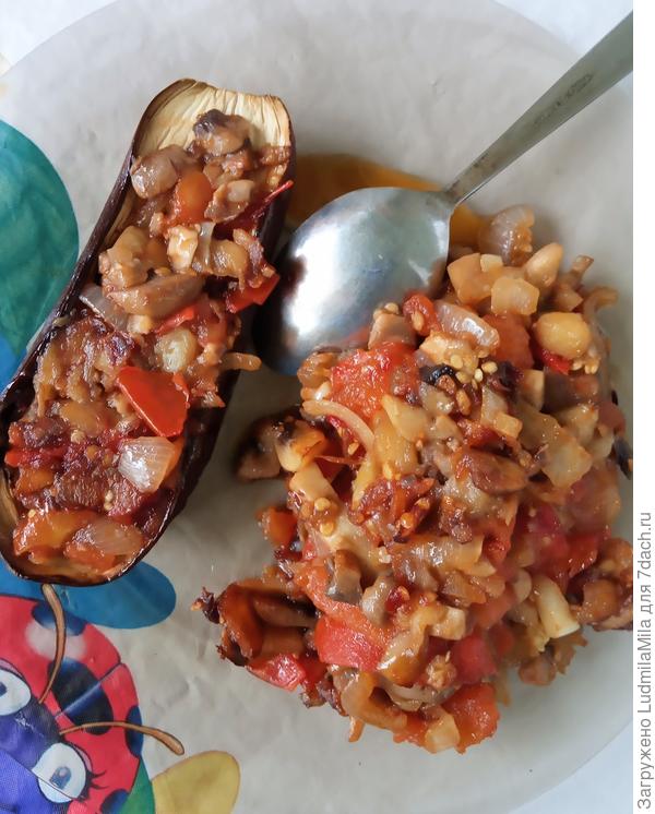 Баклажаны, фаршированные шампиньонами - пошаговый рецепт приготовления с фото () Баклажаны, фаршированные шампиньонами - пошаговый рецепт приготовления с фото
