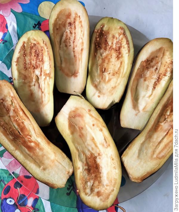 Баклажаны, фаршированные шампиньонами - пошаговый рецепт приготовления с фото () Баклажаны, фаршированные шампиньонами - пошаговый рецепт приготовления с фото