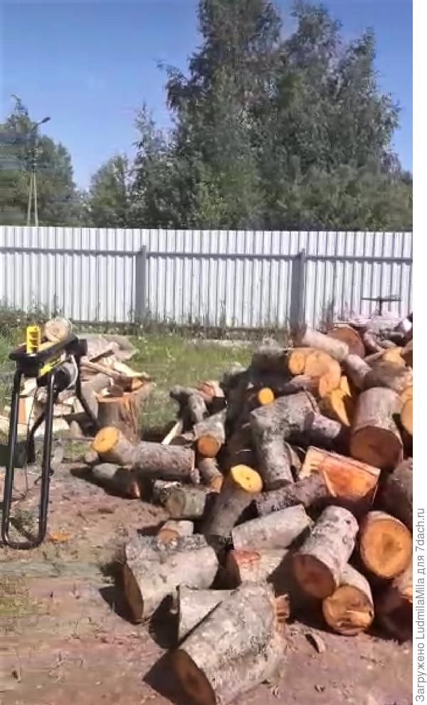 Разные по размеру и диаметру.