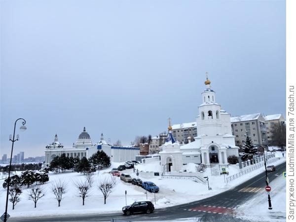 Высоко стою,вижу красоту