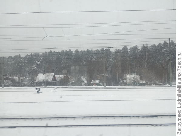 Подъезжаем к столице Татарстана..Пейзаж не меняется..