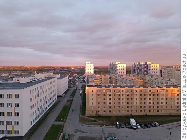 Вдали Колпино