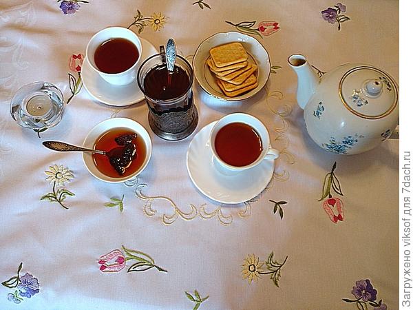 Сама вышивала