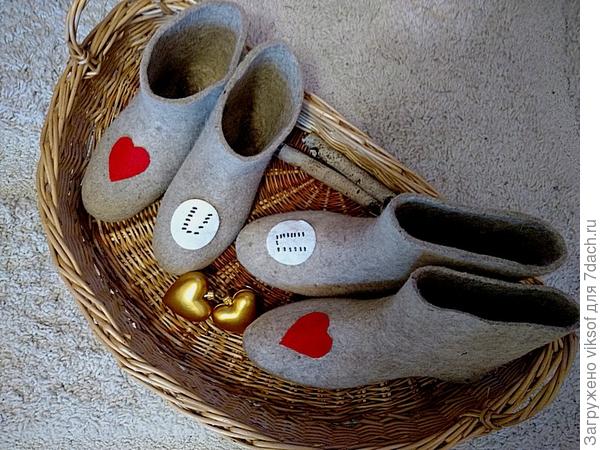 ой, а сердечко-то на правом, а у мужа на левом