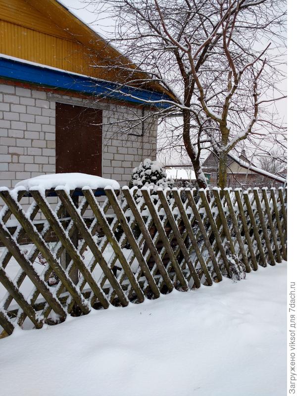 Заборчикмой стал красивеньким