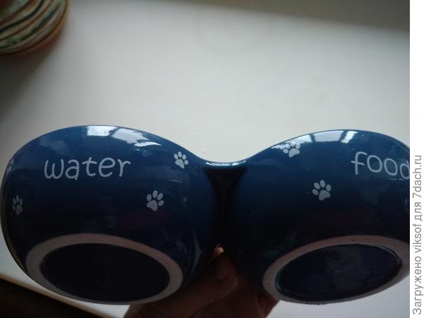 И расцветочка - синяя с белым...