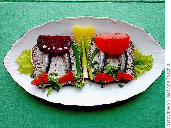 без слов и так понятно, что снова мальчикам под крепенький напиток...