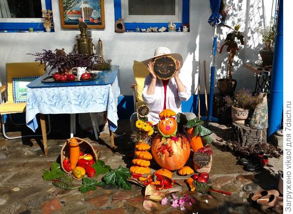 Урожаи! Я без фанатизма выращиваю овощи, больше для удовольствия, а так-то наш дружок-фермер снабжает и овощами, фруктами!