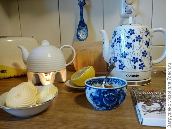 Сейчас чайку согрею, а может у кого покрепче есть!?