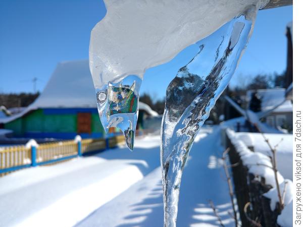 Семидачная сосулька