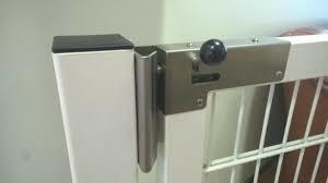 Один из вариантов замка. Тут фото домашнее, но этот же замок используют и на уличных калитках