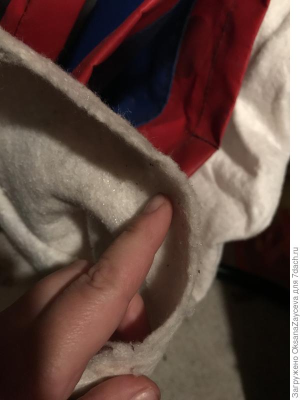 То, что я называю одеялом. Очень толстая нетканка, почти как войлок