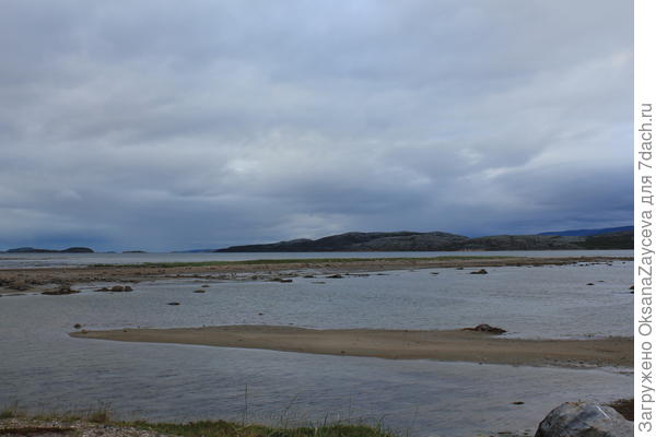 А вот это уже первая встреча с северным океаном - первые фьерды
