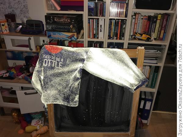 Обработанное джерси светится от вспышки