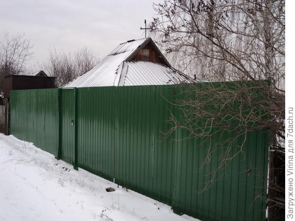 Новый забор с улицы