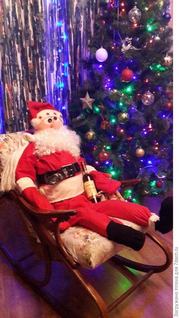 Такой тип пока греется в доме, а завтра на балкон пойдет!