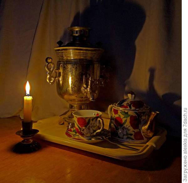 Натюрморт со свечкой .