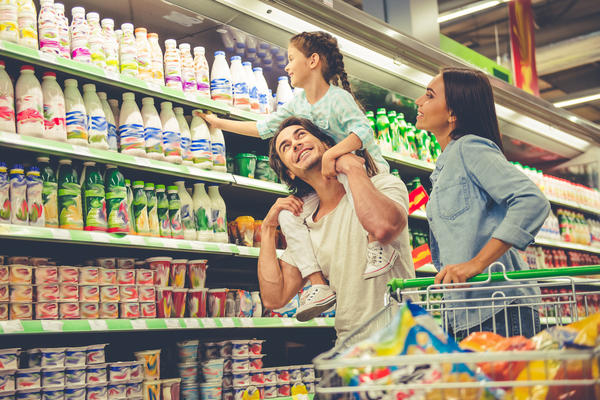 Большая часть молочных продуктов на полках магазинов может оказаться суррогатами