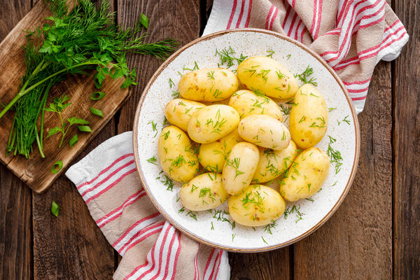 Что приготовить из молодого картофеля
