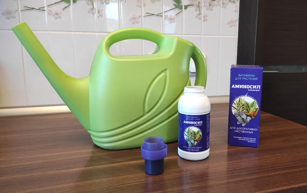 Аминосил концентрат применяют для полива или опрыскивания