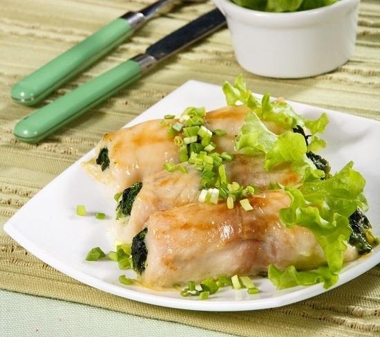 Рыбные рулетики со шпинатом. Фото: Олег Кулагин/BurdaMedia