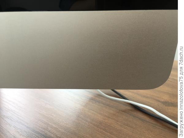 Вот место бывшей наклейки