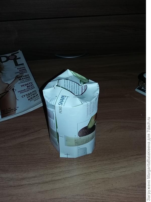 если очень хочется можно тоже степлером скрепить, я не делала