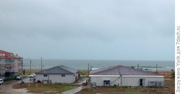 Немного растянуло