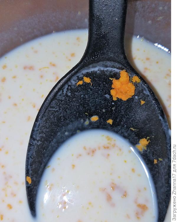 Цедра натирается на терке