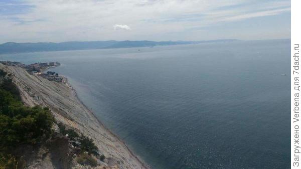 Мысхако. И море, и горы....