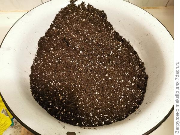 После перемешивания руками