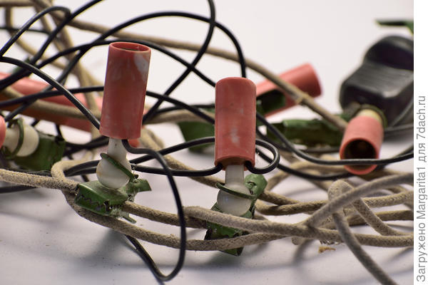 Провод к вилке с нитяной обмоткой