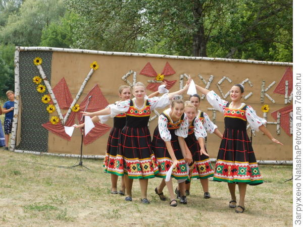 V фестиваль Я - русский крестьянин. Фото с сайта http://beltourism31.ru