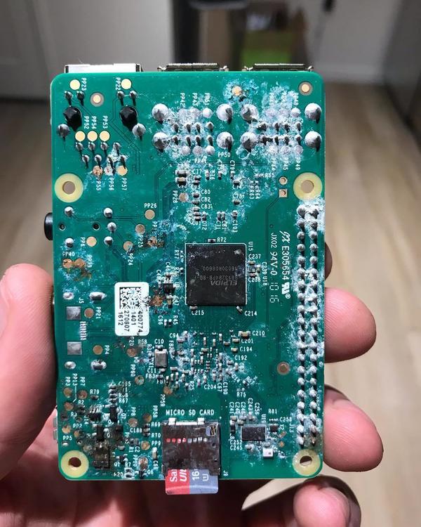 Одноплатный микрокомпьютер Raspberry Pi. Фото с сайта instagram.com/takecareofmyplant/