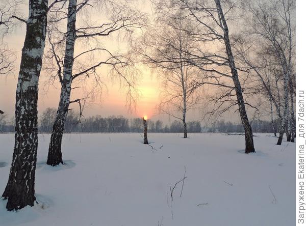 ещё горит вечерняя лампада