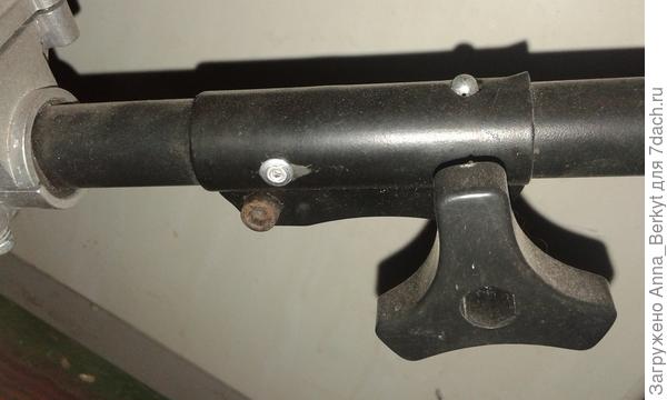 Вот, такое крепление... это уже зять мой, Денис, заклепал