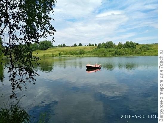 А мы вот так вот на речке у себя все лето отдыхаем