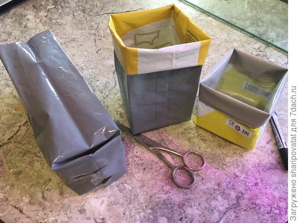 Расправляем стакан и отгибаем манжету