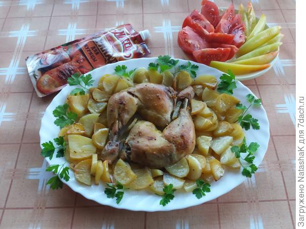 Окорочка в маринаде для курицы, запеченные с картошкой