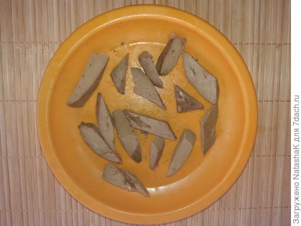 Теплый салат с печенью индейки, гранатом и кедровыми орешками - пошаговый рецепт приготовления с фото () Теплый салат с печенью индейки, гранатом и кедровыми орешками - пошаговый рецепт приготовления с фото